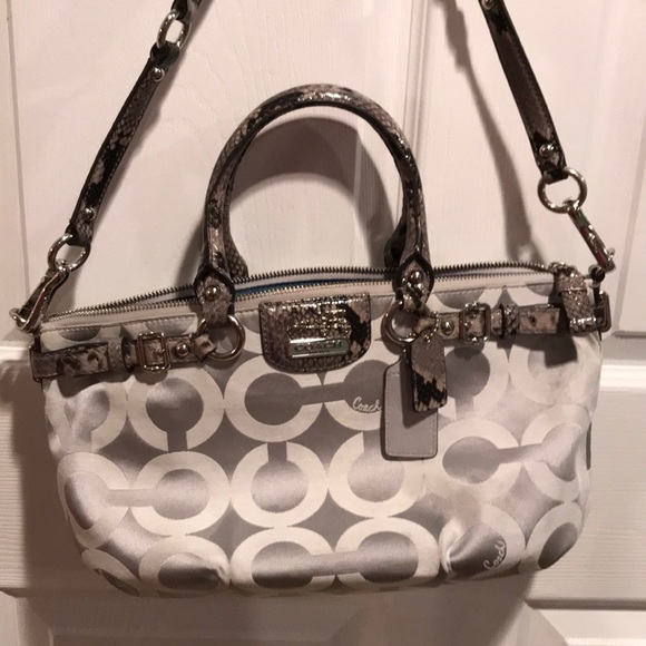 Coach Handbags - Coach satchel